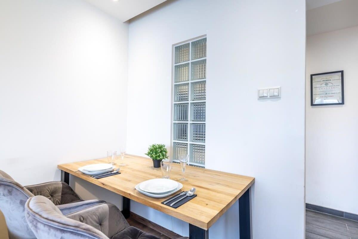 Cozy Quiet Apartment With A Balcony Βουδαπέστη Εξωτερικό φωτογραφία