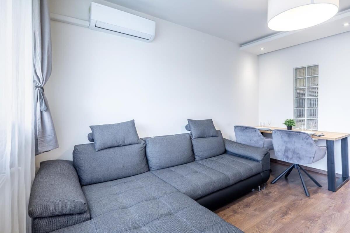Cozy Quiet Apartment With A Balcony Βουδαπέστη Εξωτερικό φωτογραφία